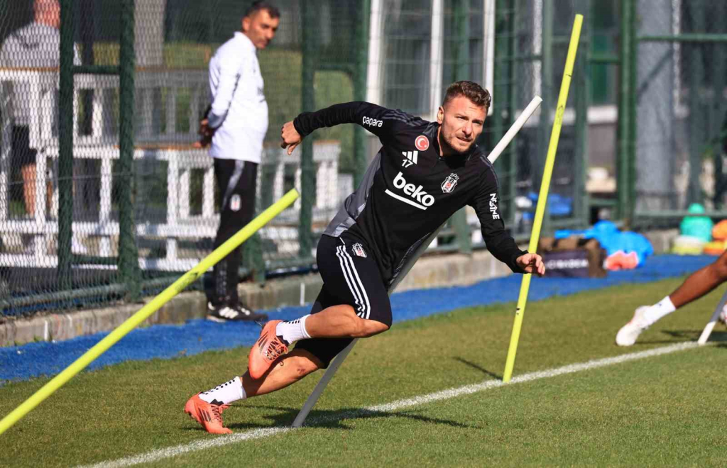 20241101aw320422 0.jpg