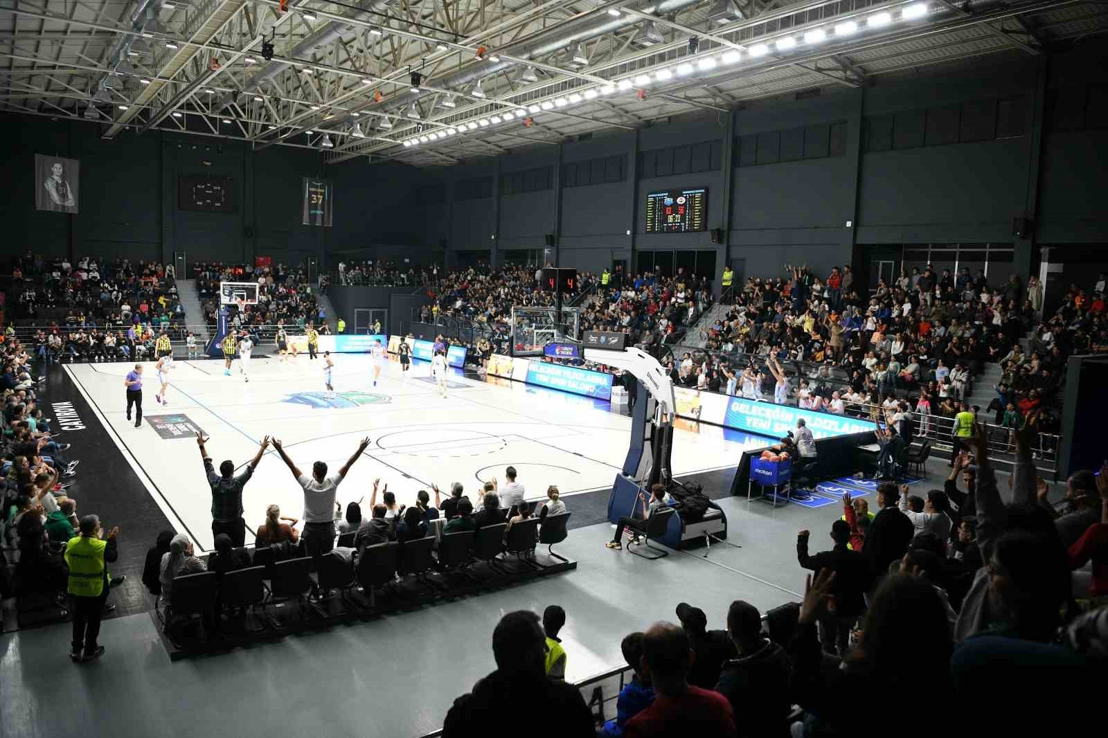 20241101aw320543 0.jpg