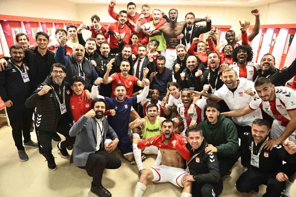 20241102aw321089 0.jpg