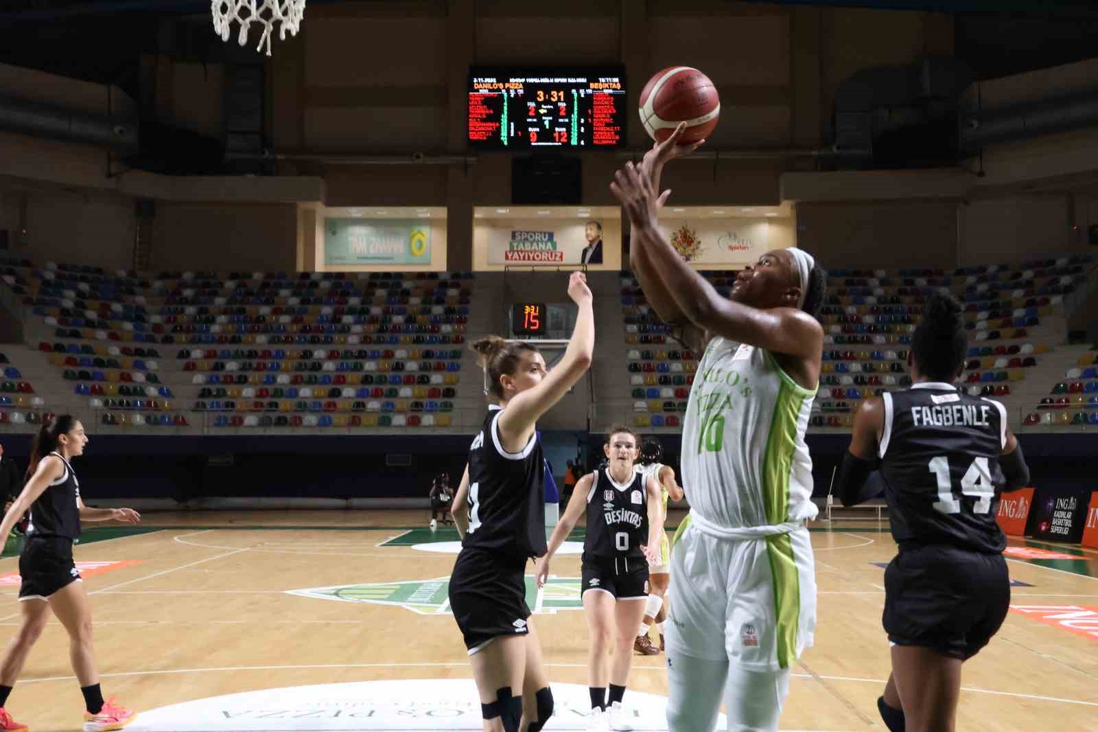 20241102aw321161 0.jpg