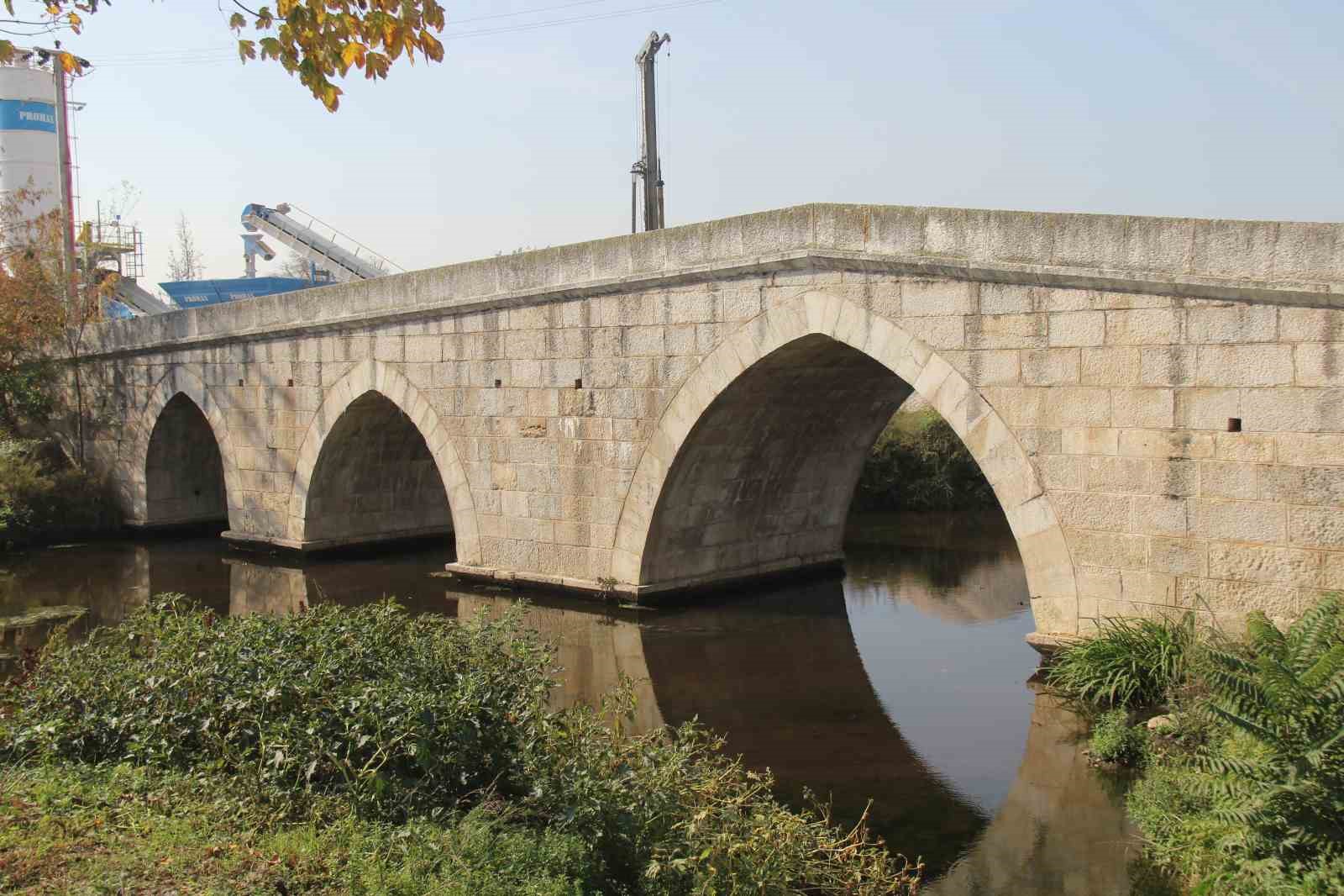 20241103aw321334 0.jpg