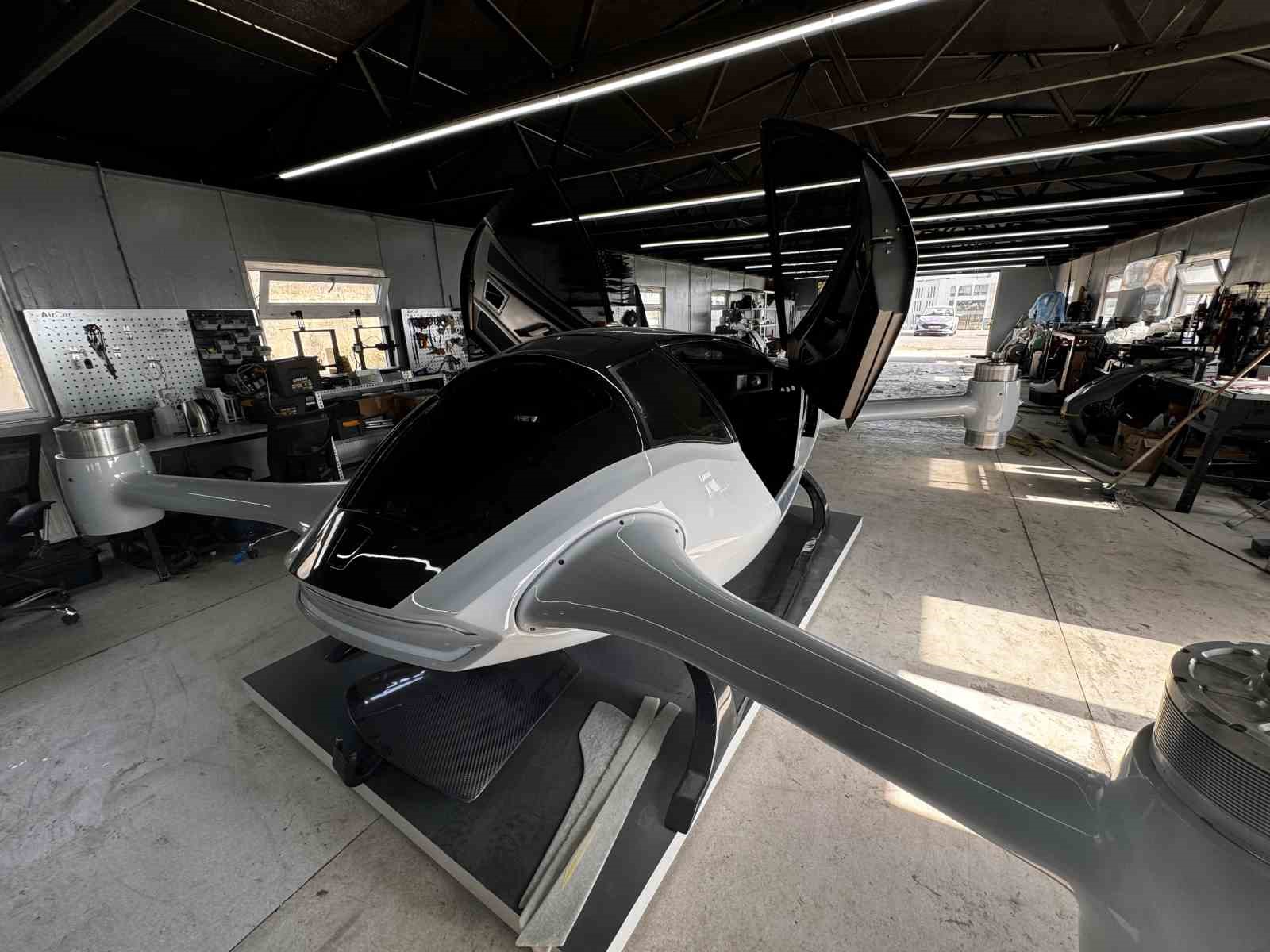 20241103aw321402 0.jpg