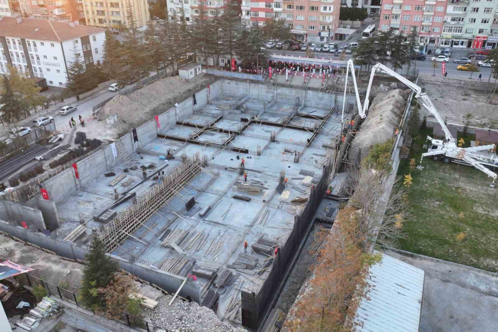 20241103aw321431 0.jpg