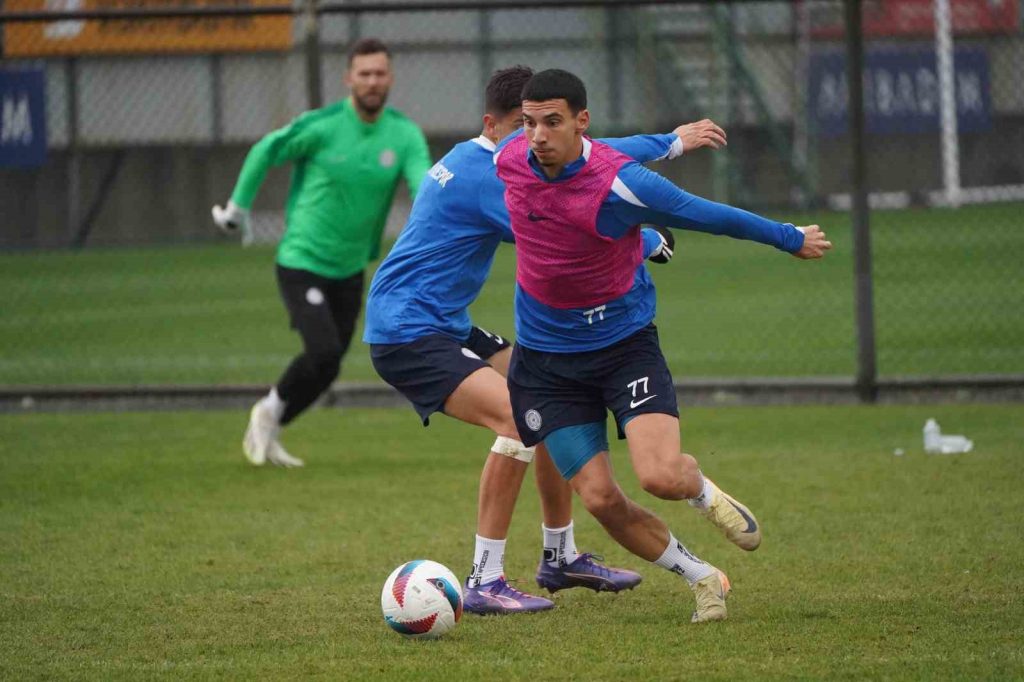 20241103aw321549 0.jpg