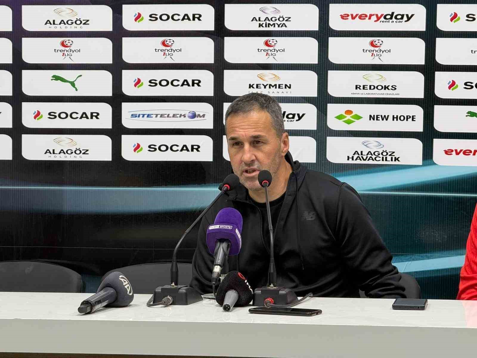 20241103aw321740 0.jpg