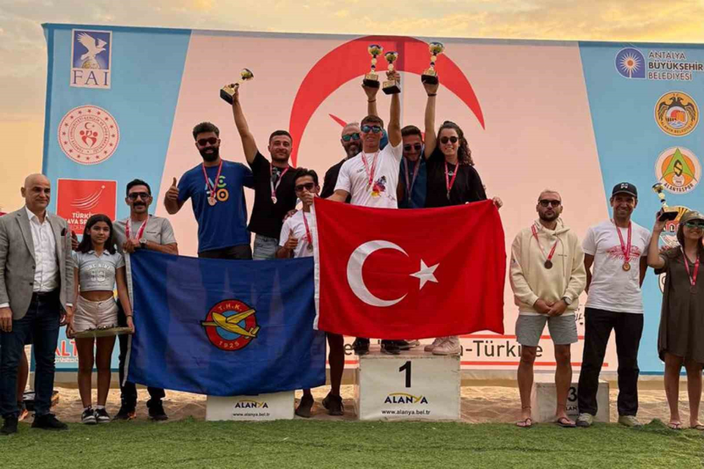 20241104aw322201 0.jpg