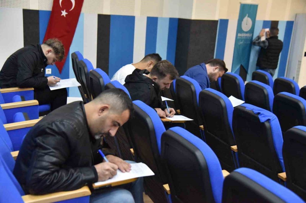 20241104aw322206 0.jpg