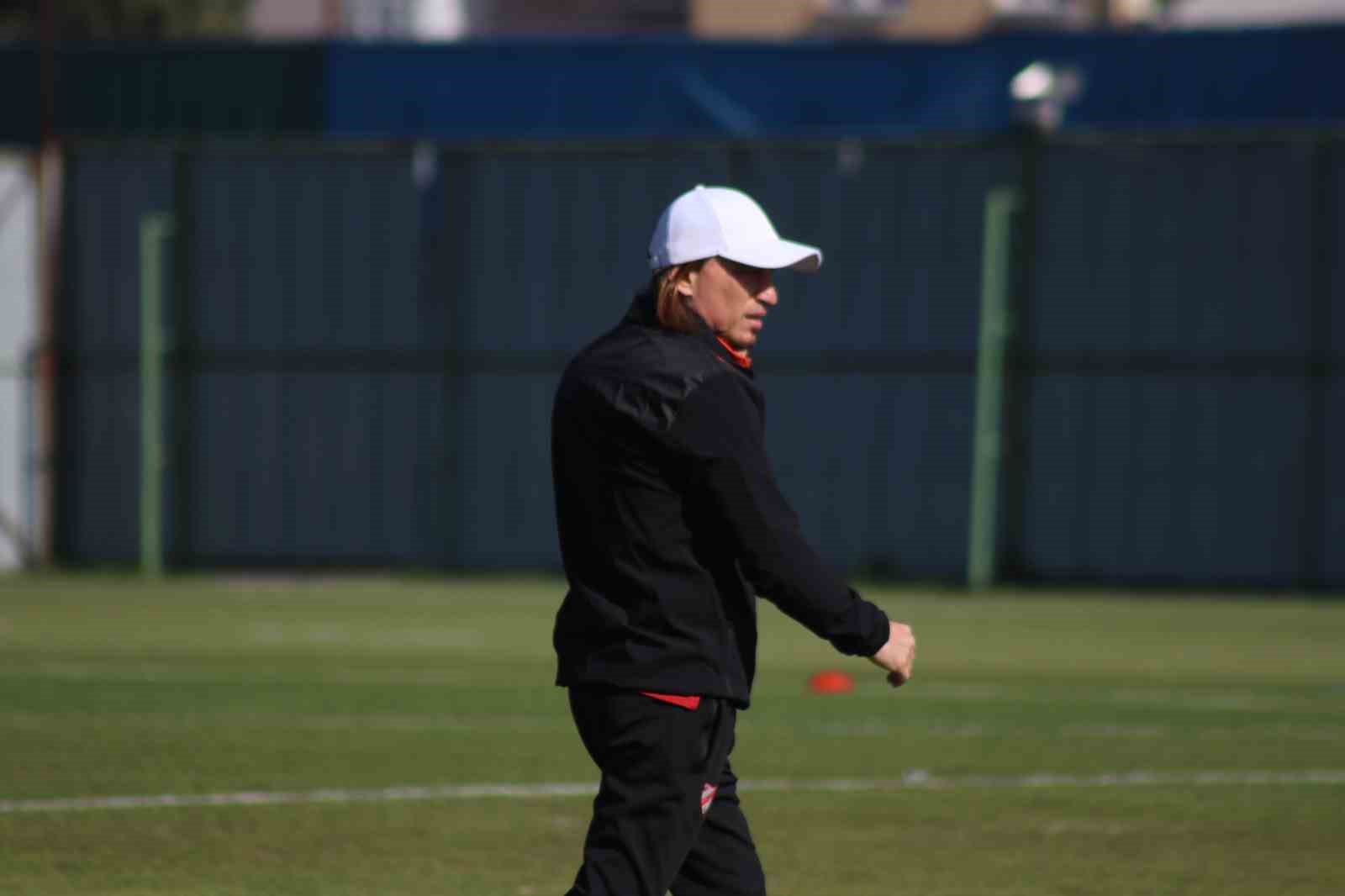 20241106aw323695 0.jpg