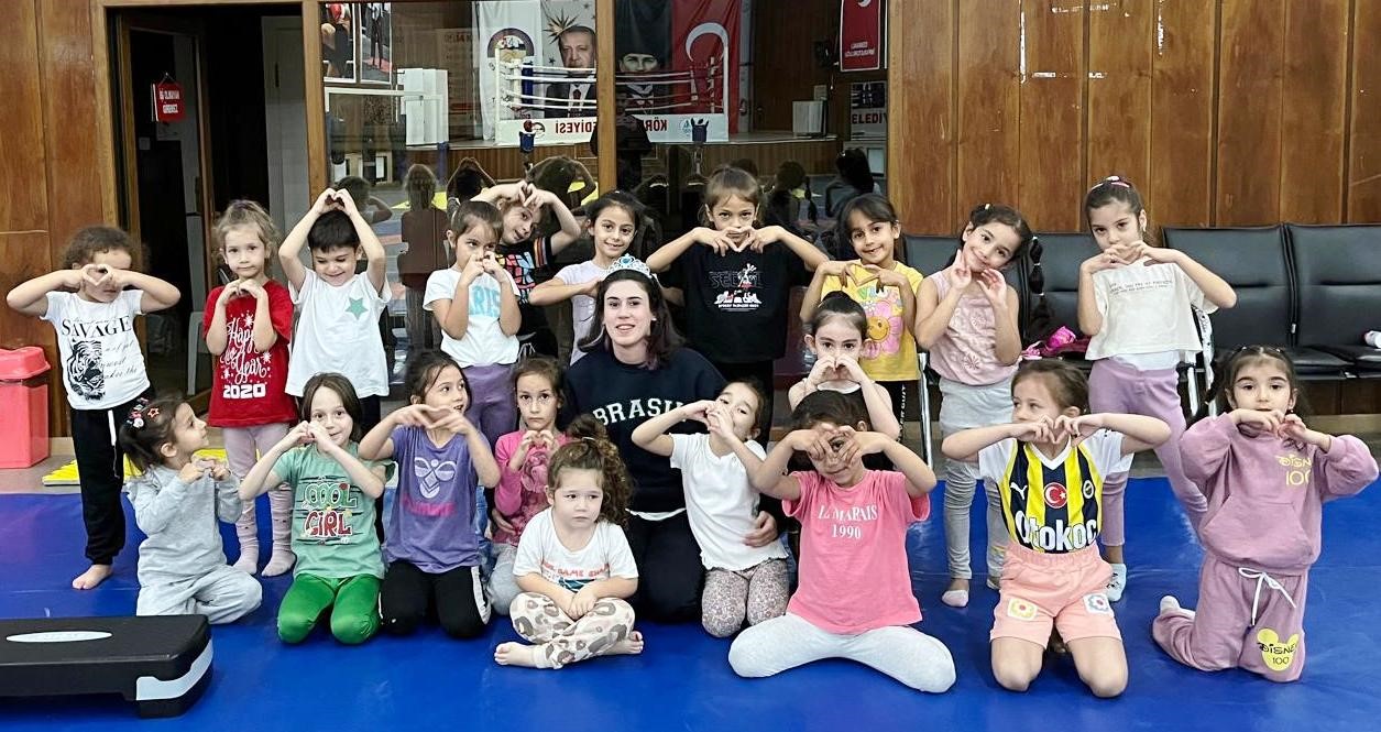 20241106aw323790 0.jpg