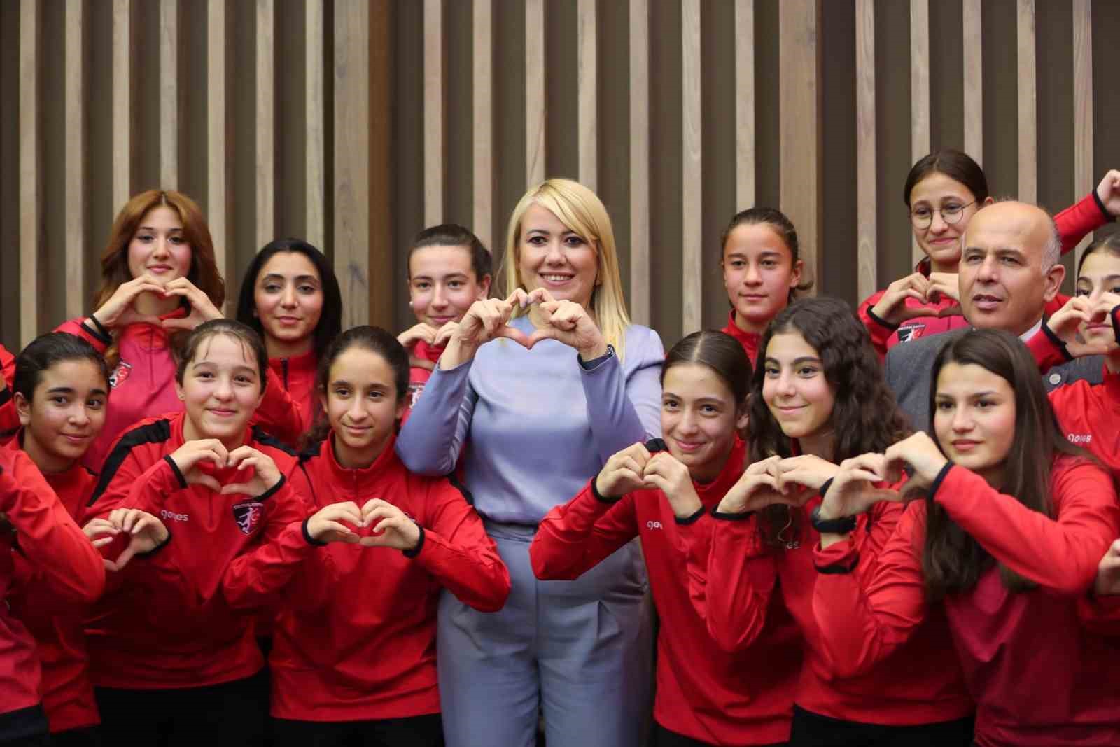 20241107aw324167 0.jpg