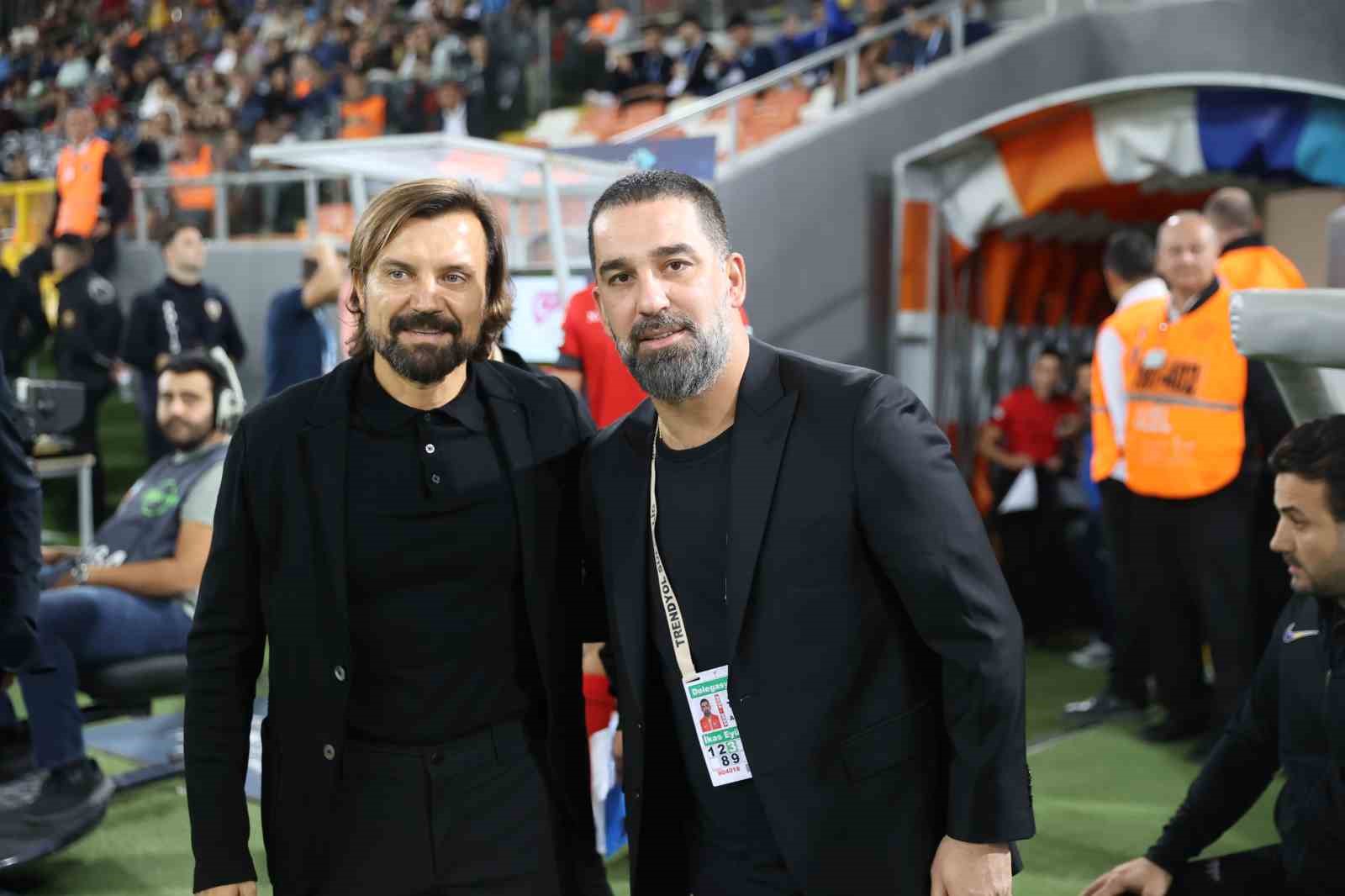 20241109aw325856 0.jpg