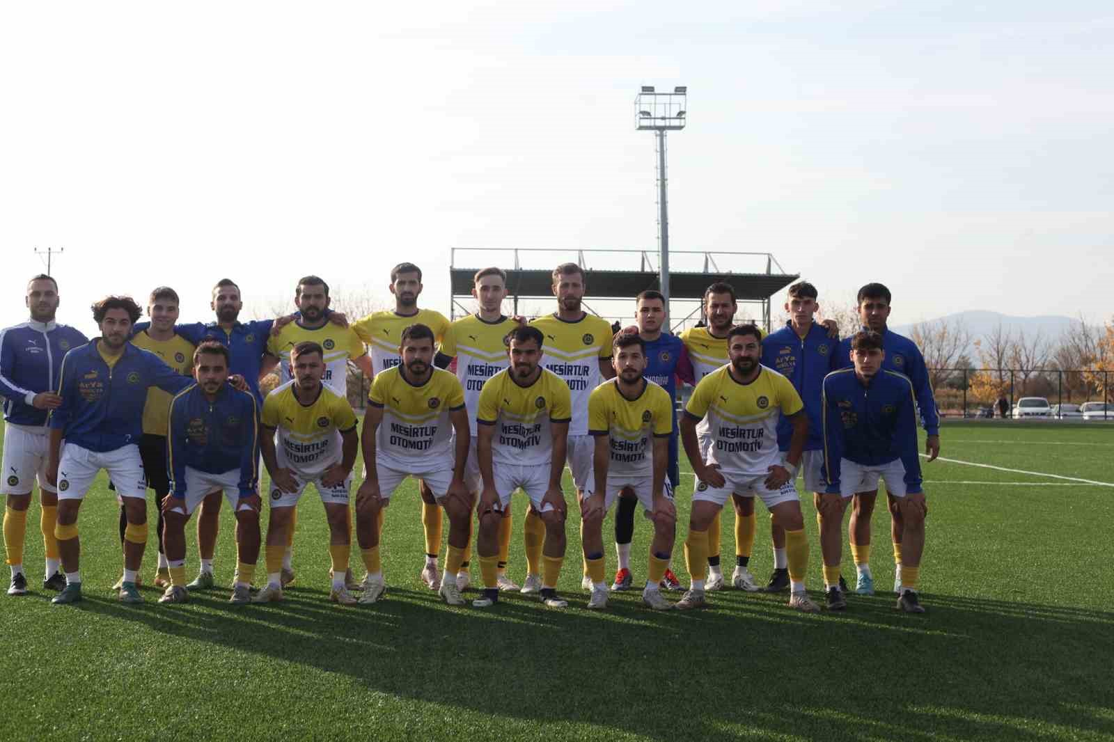 20241111aw327094 0.jpg