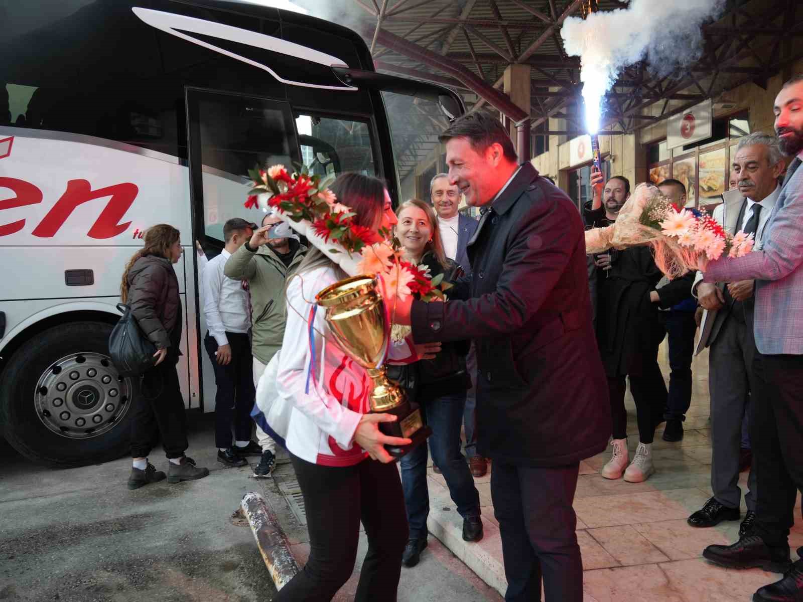 20241111aw327236 0.jpg