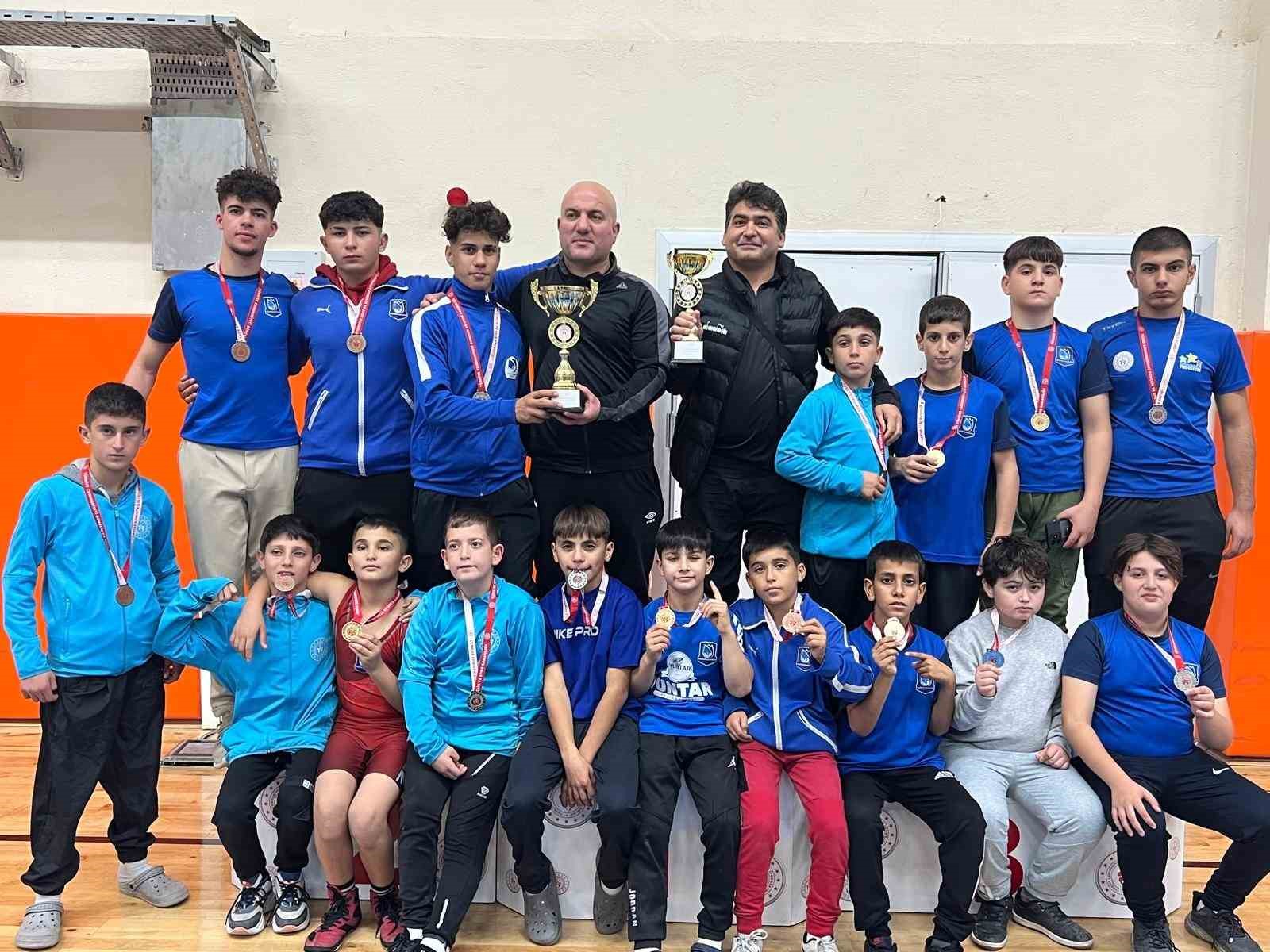 20241112aw327655 0.jpg