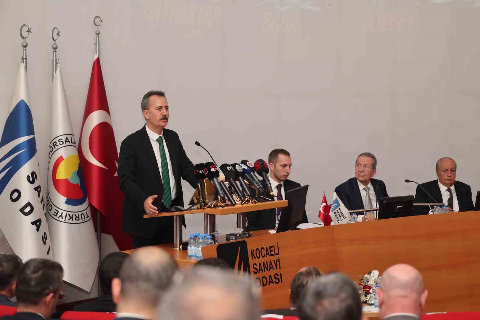 20241113aw328349 0.jpg