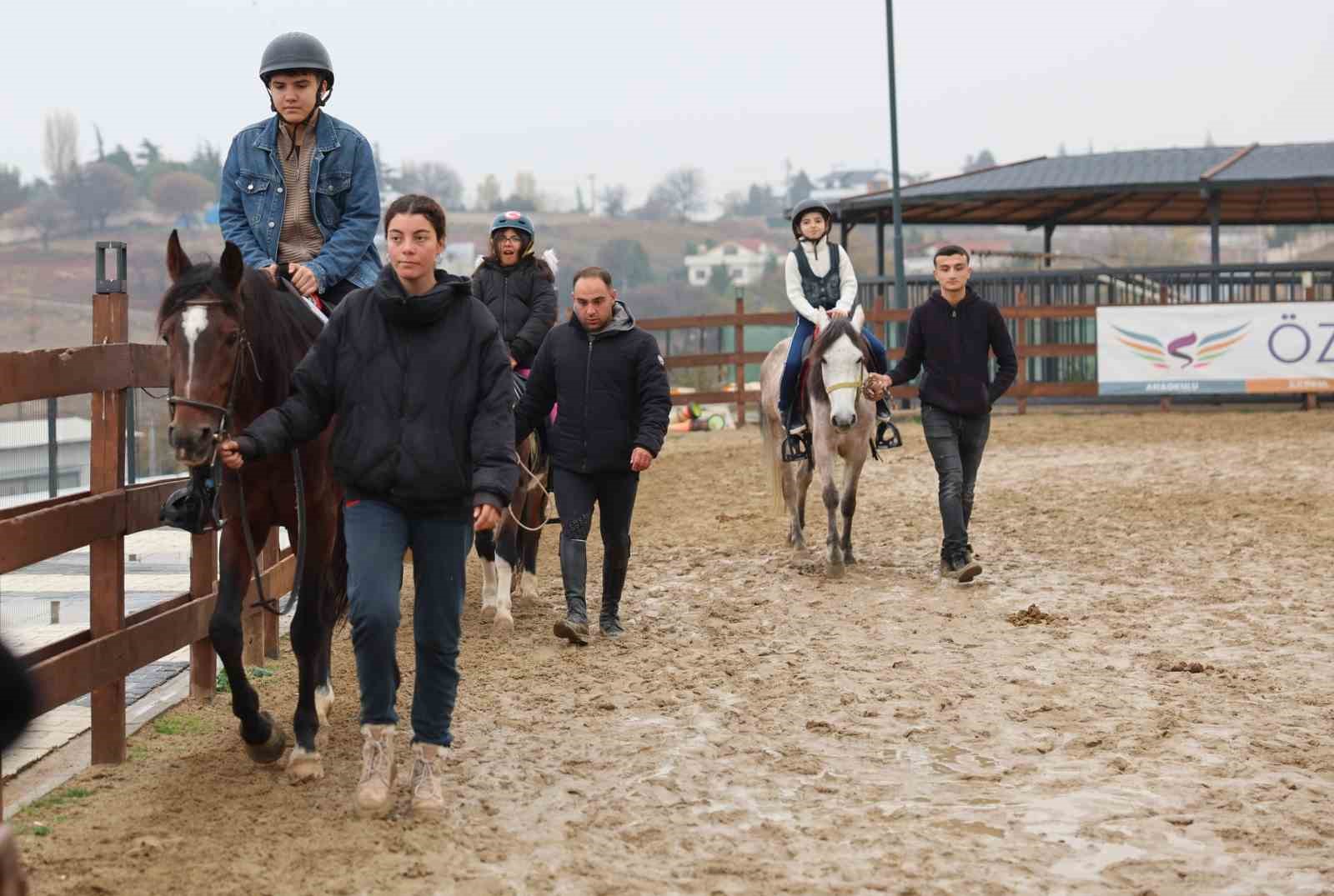 20241115aw329771 0.jpg