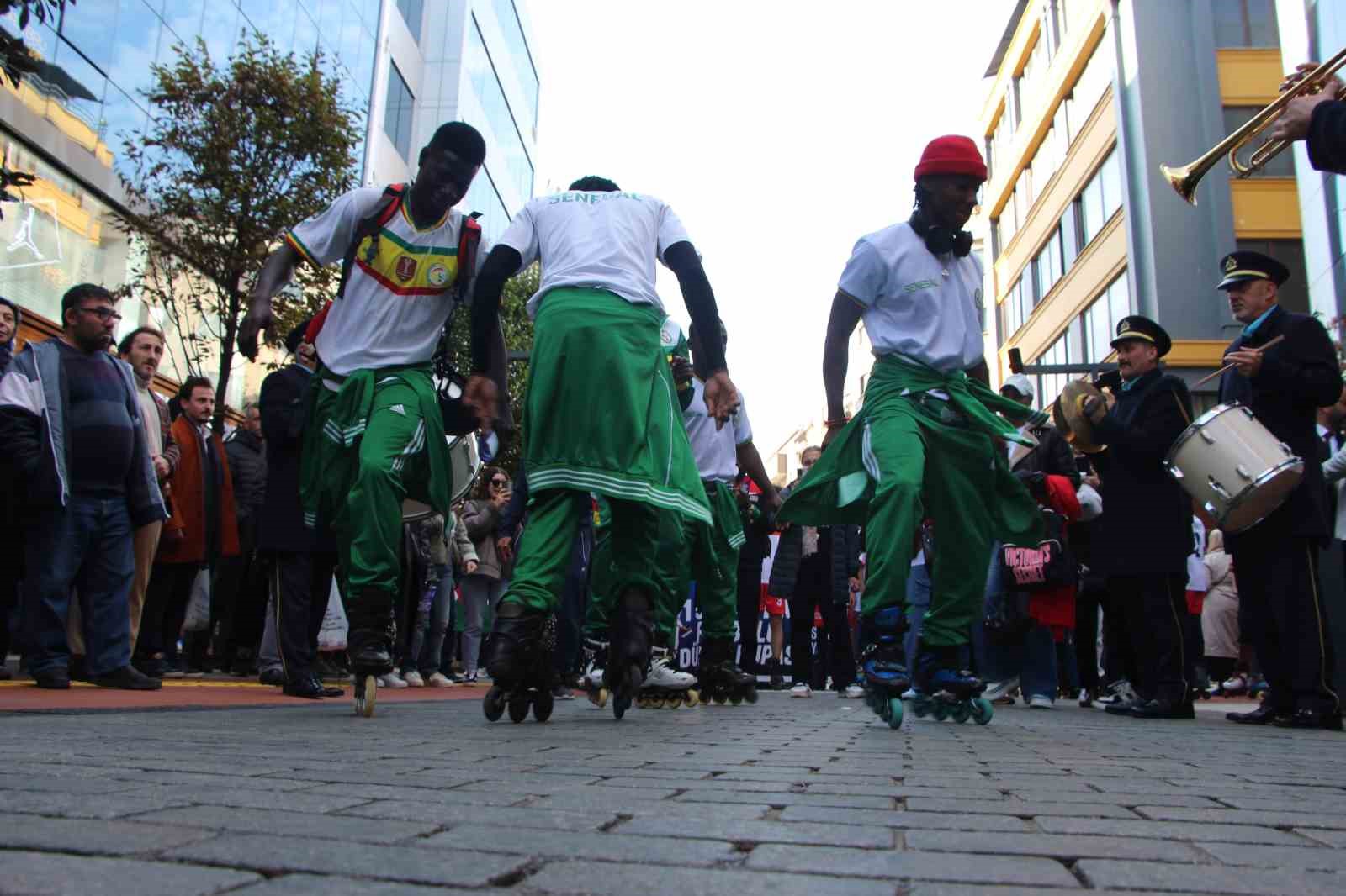 20241120aw332945 0.jpg