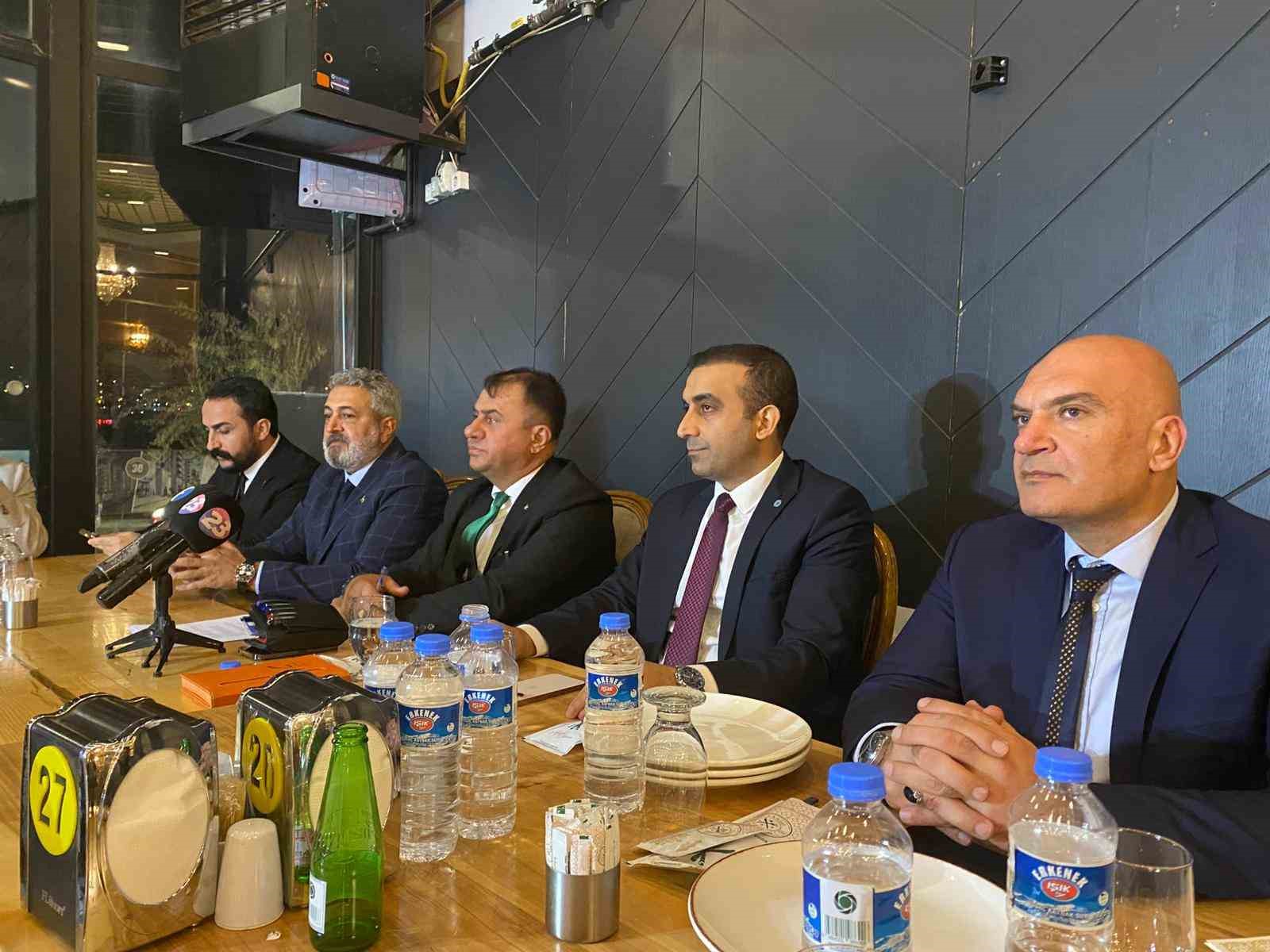 20241121aw333605 0.jpg