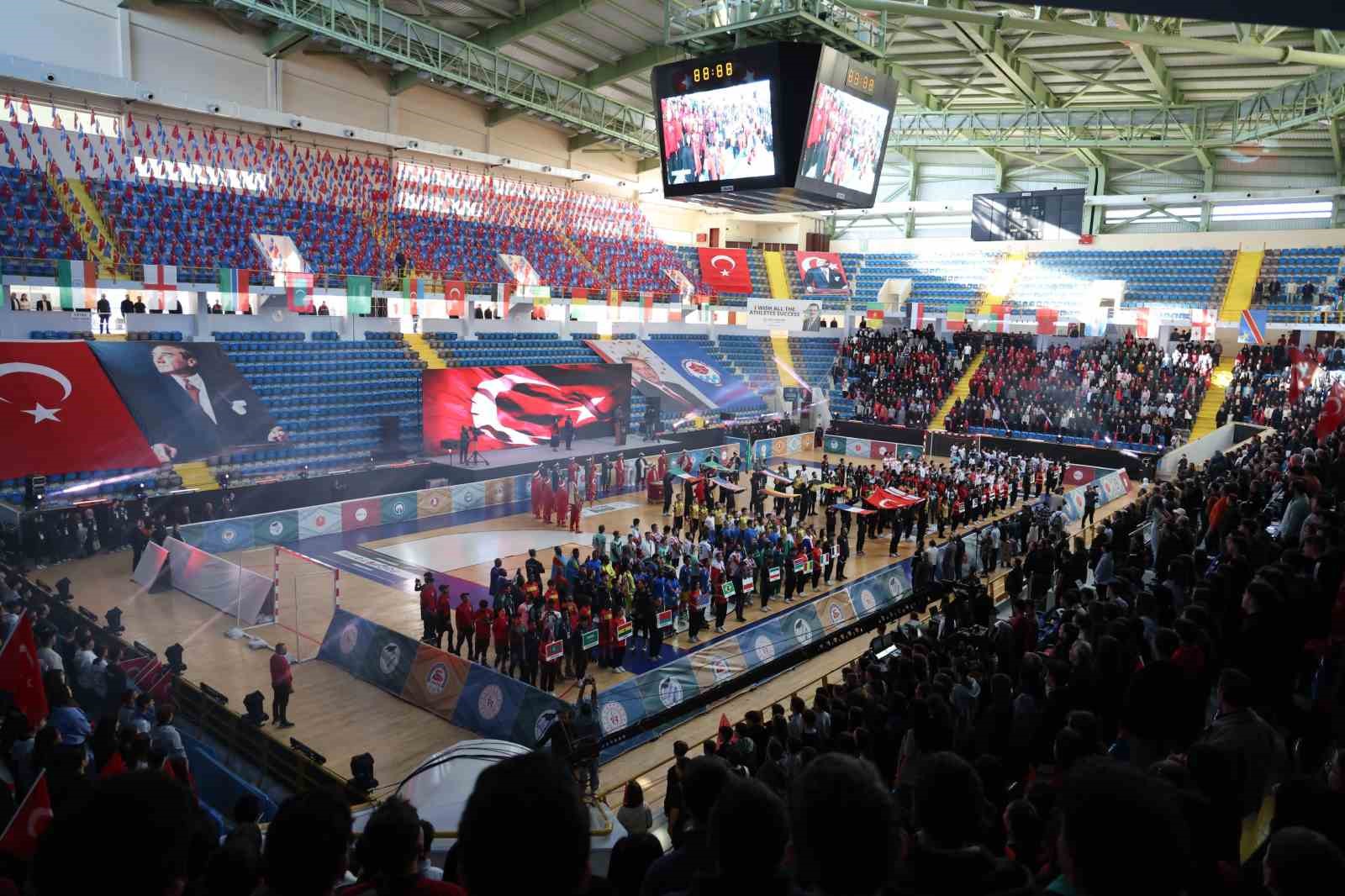 20241121aw333841 0.jpg