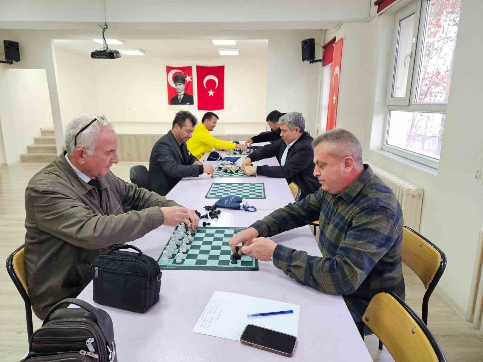 20241122aw334146 0.jpg