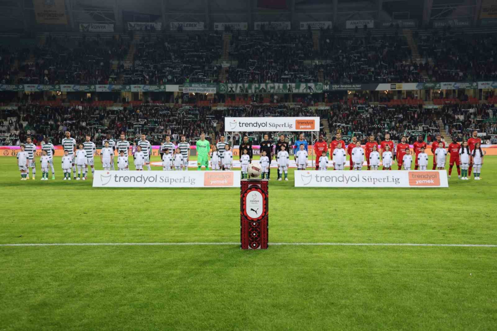 20241123aw335009 0.jpg