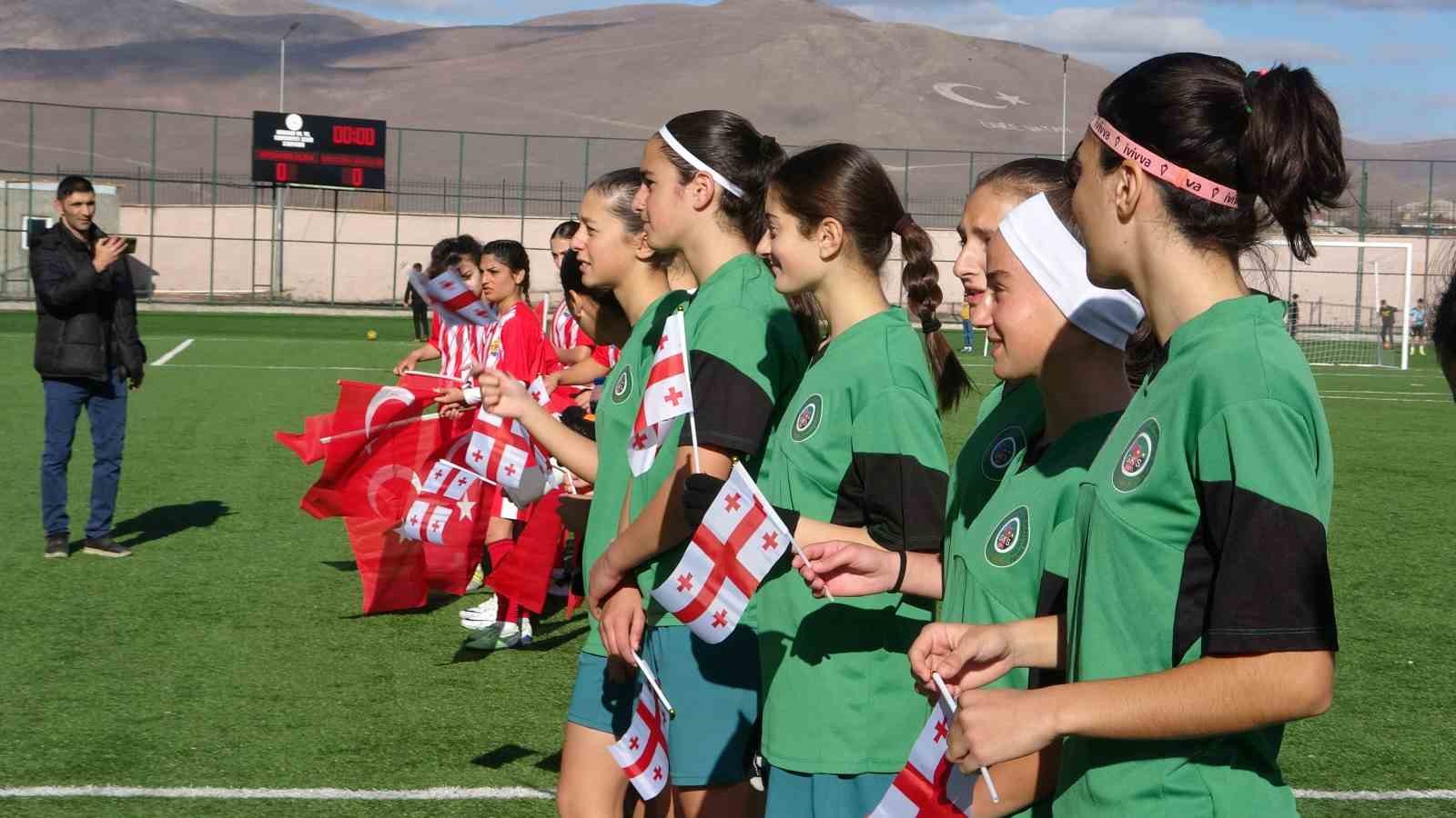 20241123aw335394 0.jpg