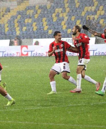 20241123aw335504 0.jpg