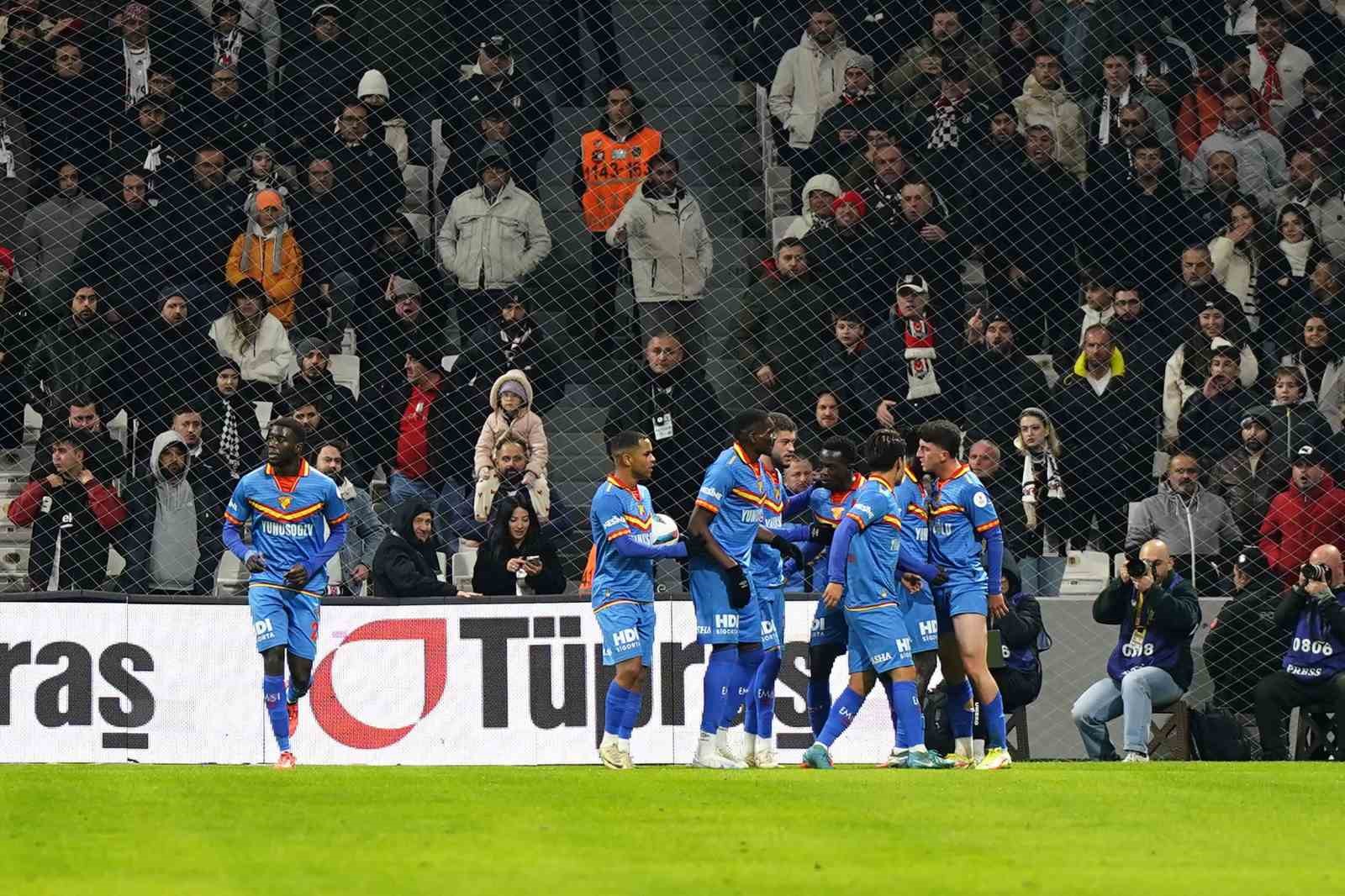 20241124aw336171 0.jpg