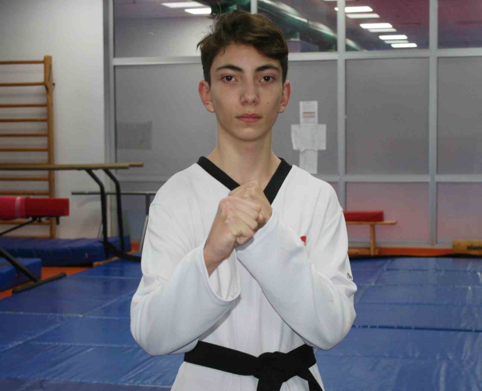 20241125aw336453 0.jpg