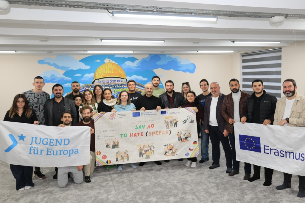 20241125aw336632 0.jpg