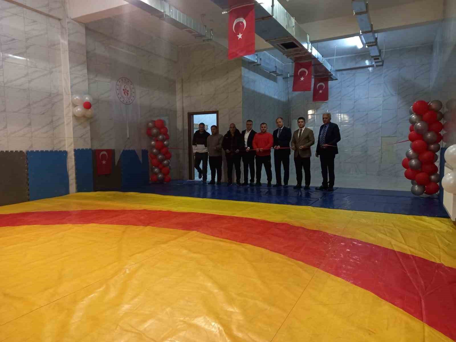 20241125aw336755 0.jpg