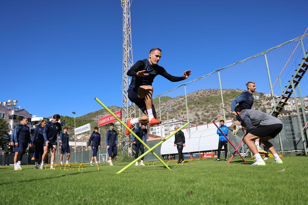 20241125aw336908 0.jpg