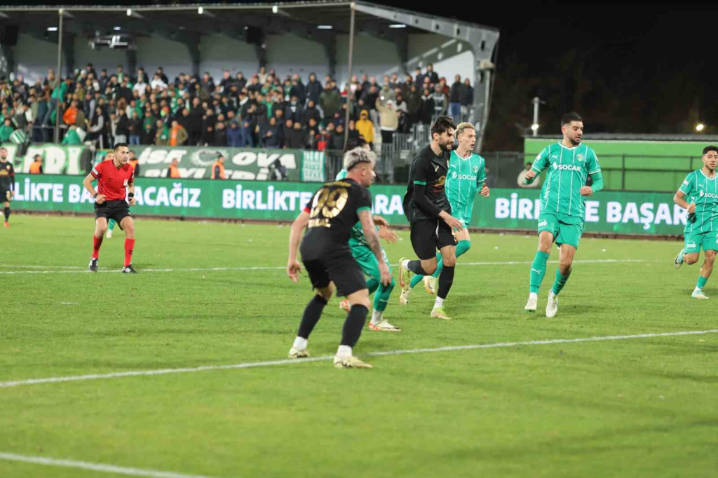 20241126aw337158 0.jpg