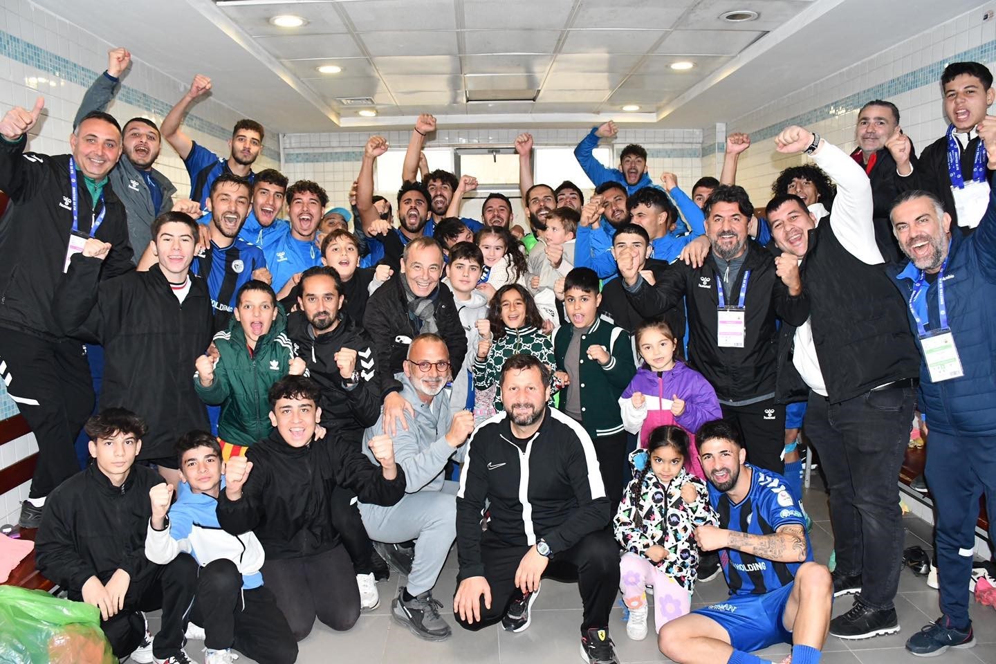 20241126aw337384 0.jpg