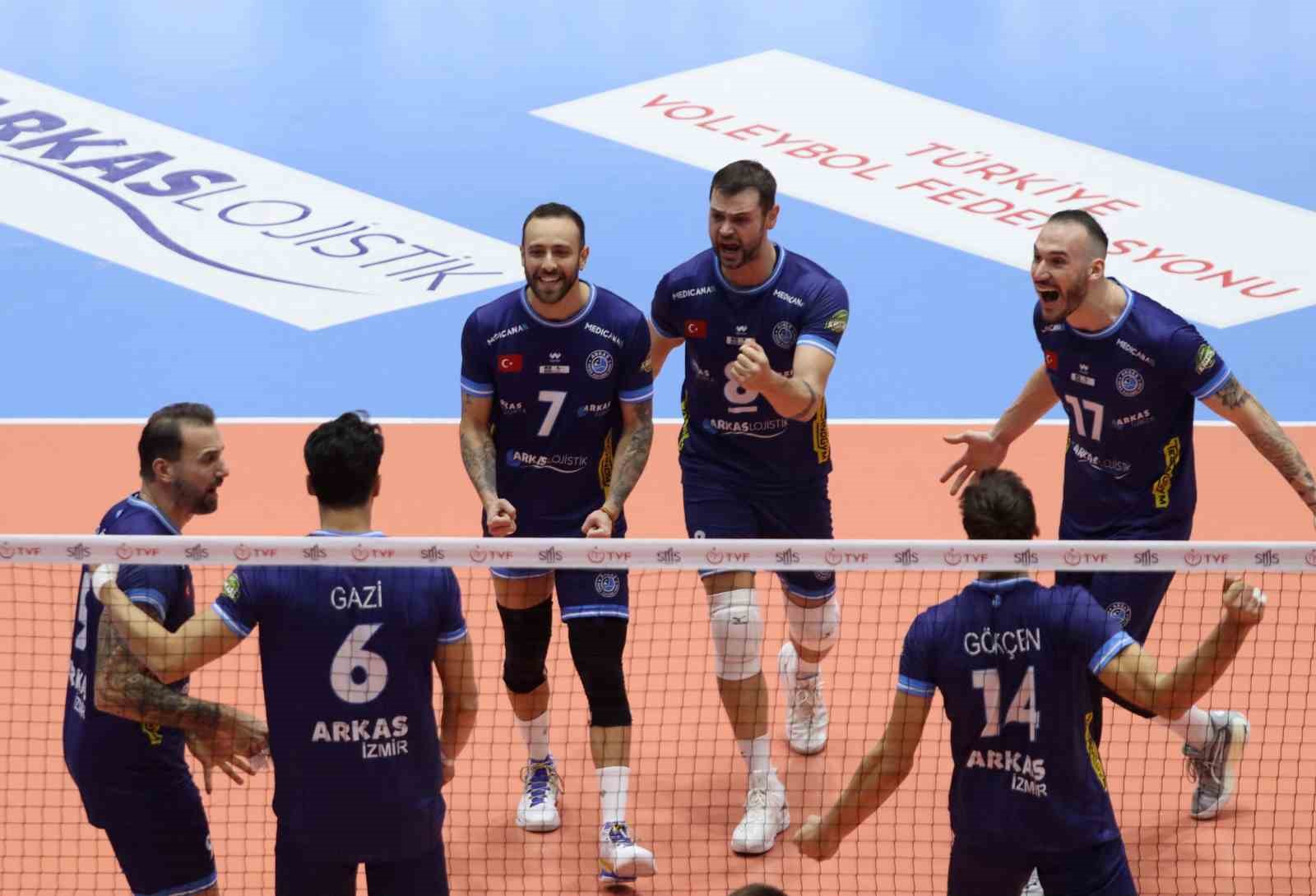 20241126aw337465 0.jpg