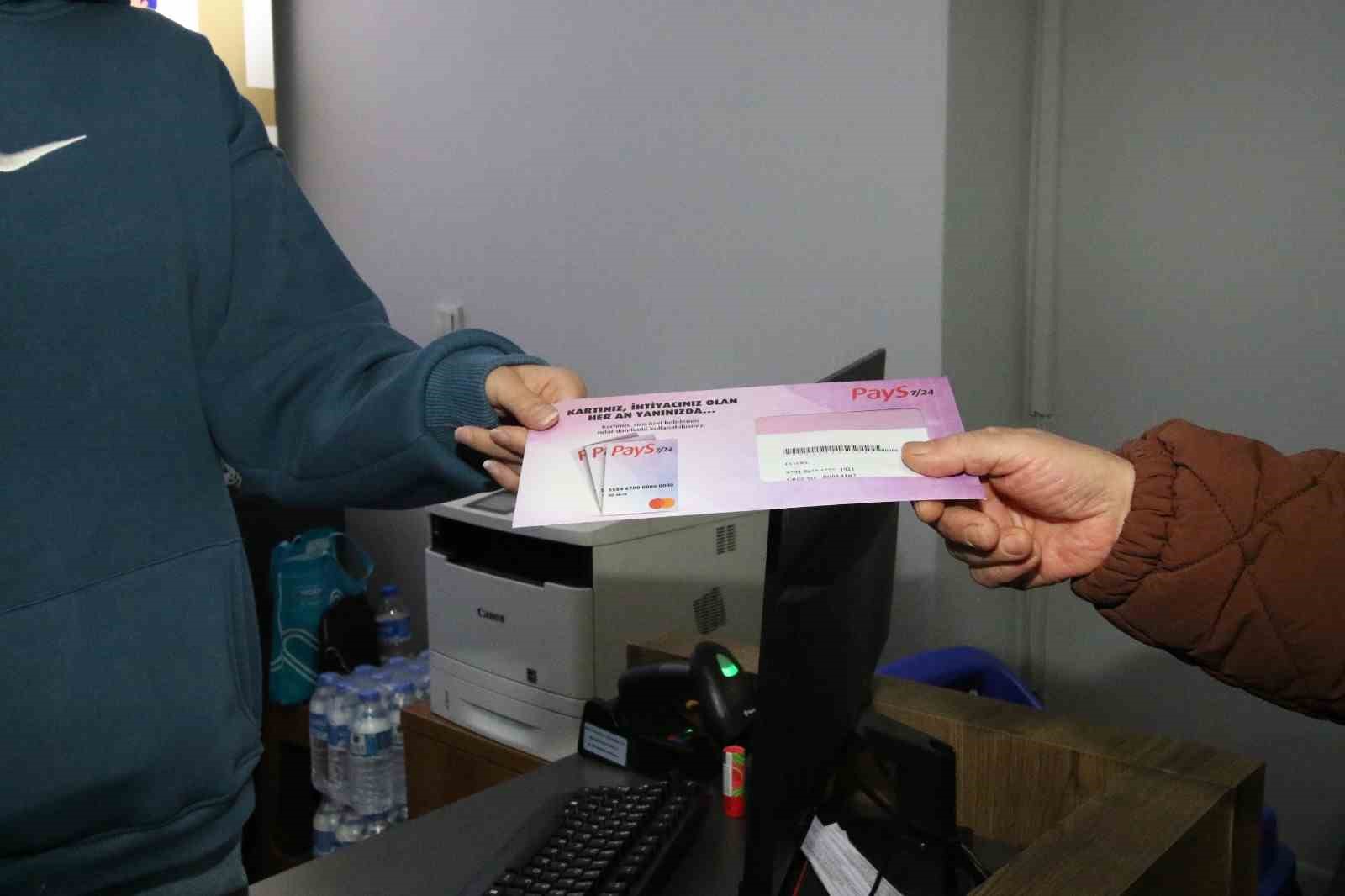 20241126aw337505 0.jpg