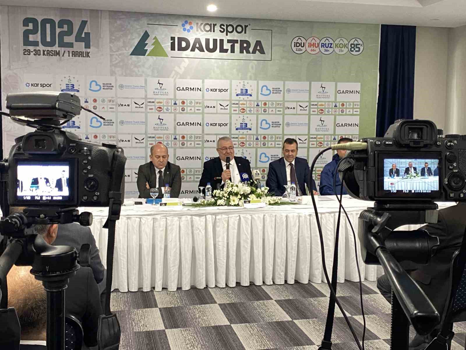 20241129aw340094 0.jpg