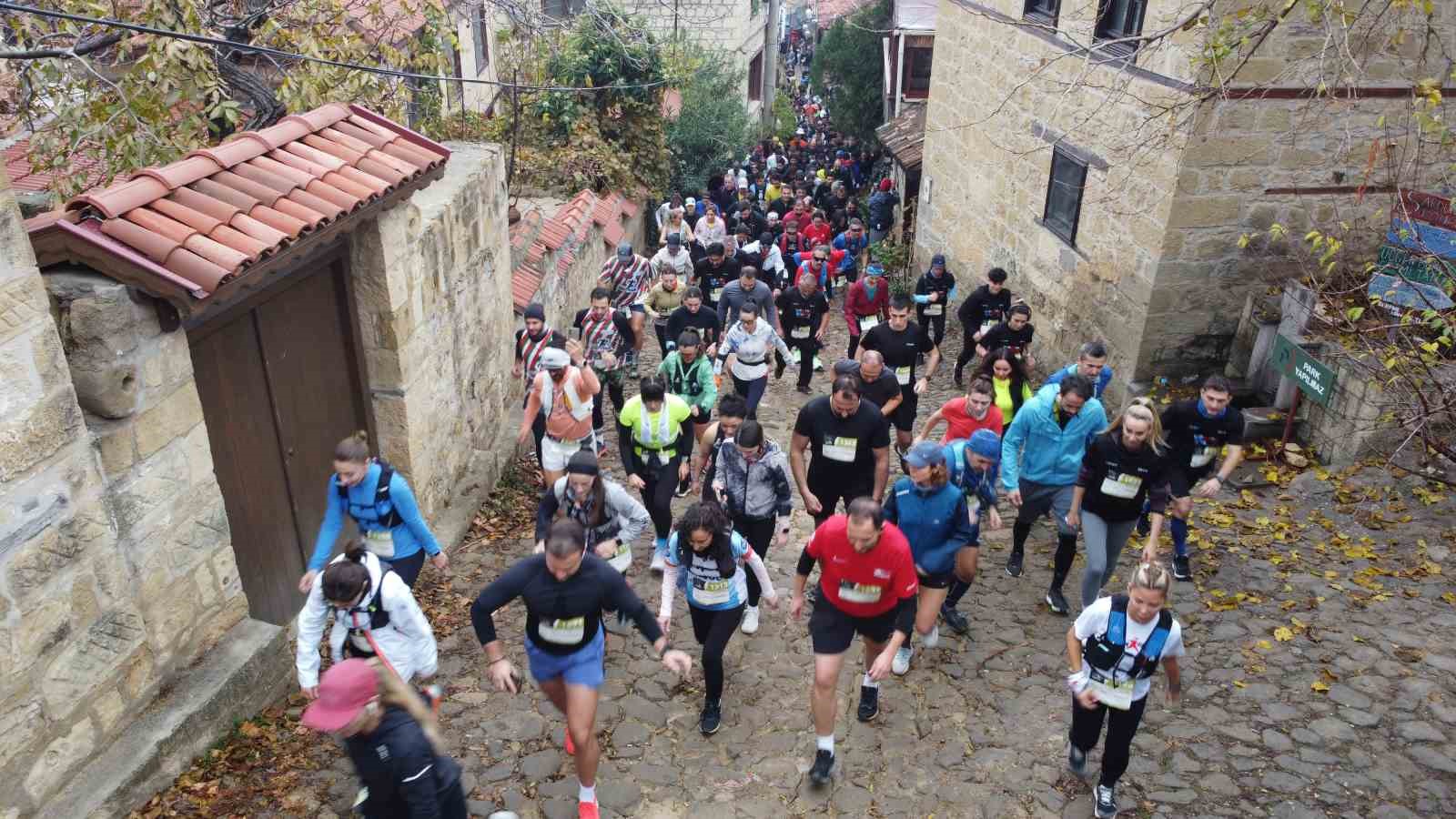 20241130aw340692 0.jpg