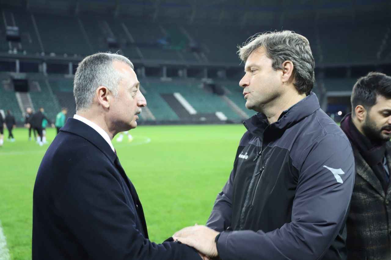 Büyükakın' dan Kocaelispor' a tebrik