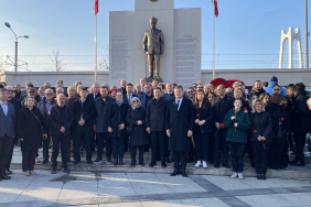 CHP İzmit'ten Atatürk'ü Anma Töreni