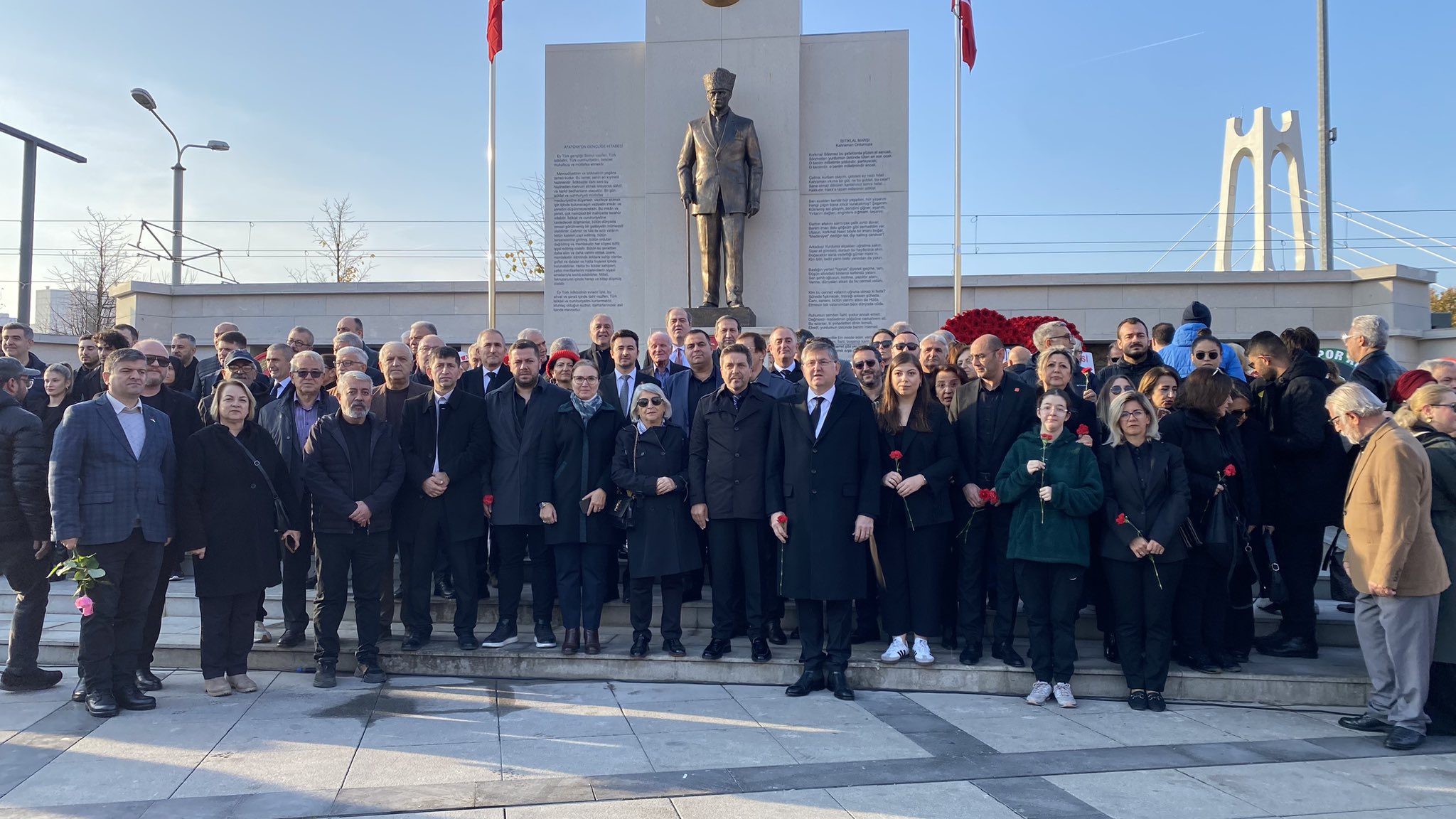 CHP İzmit'ten Atatürk'ü Anma Töreni