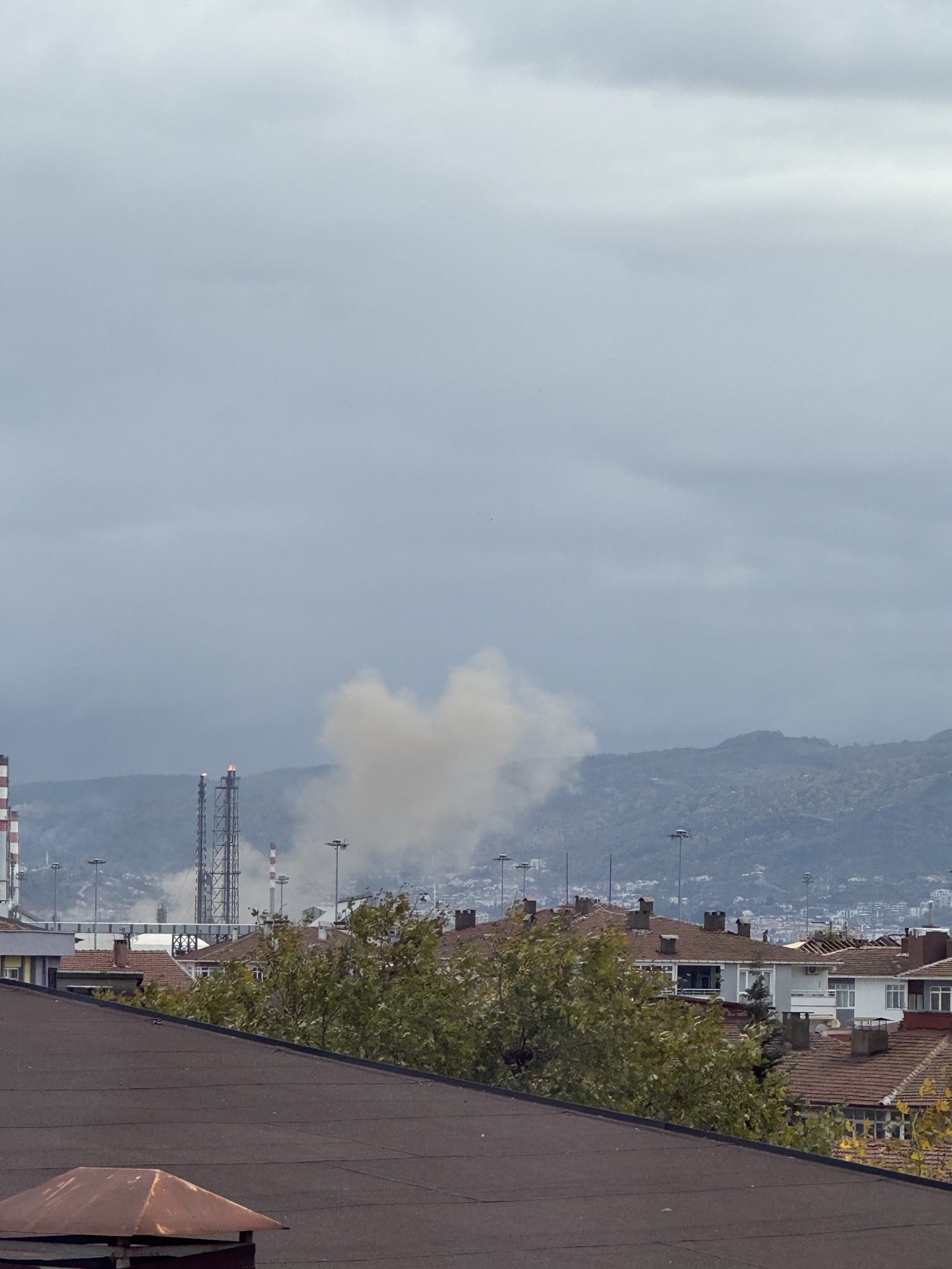 TÜPRAŞ'TA KORKUTAN PATLAMA