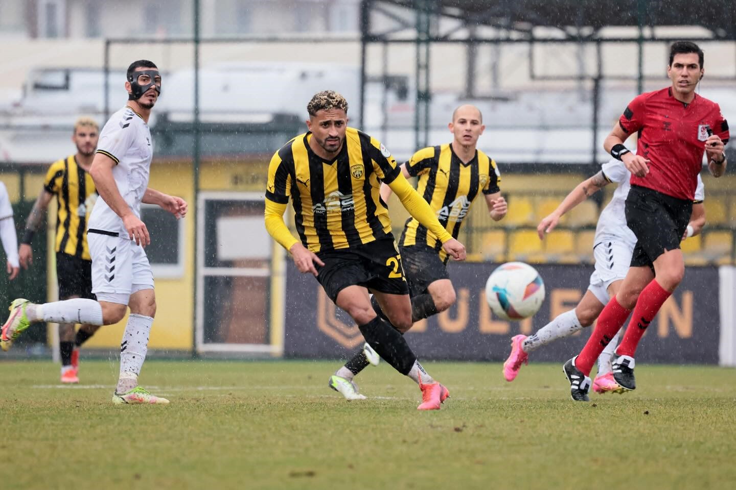 20241201aw341179 0.jpg