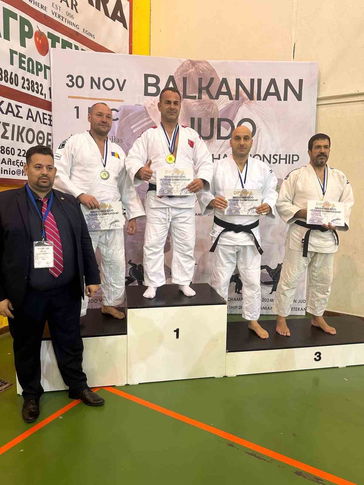 20241203aw342428 0.jpg