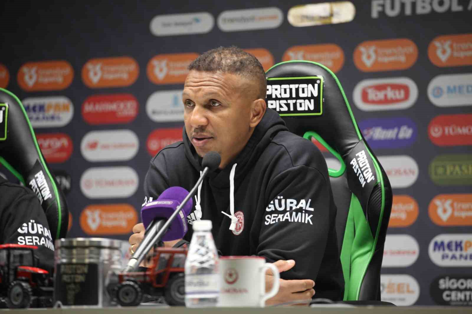 20241207aw345485 0.jpg