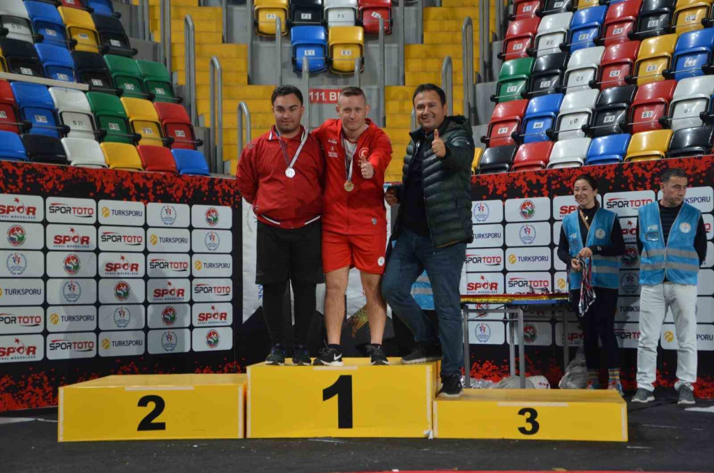 20241208aw345798 0.jpg