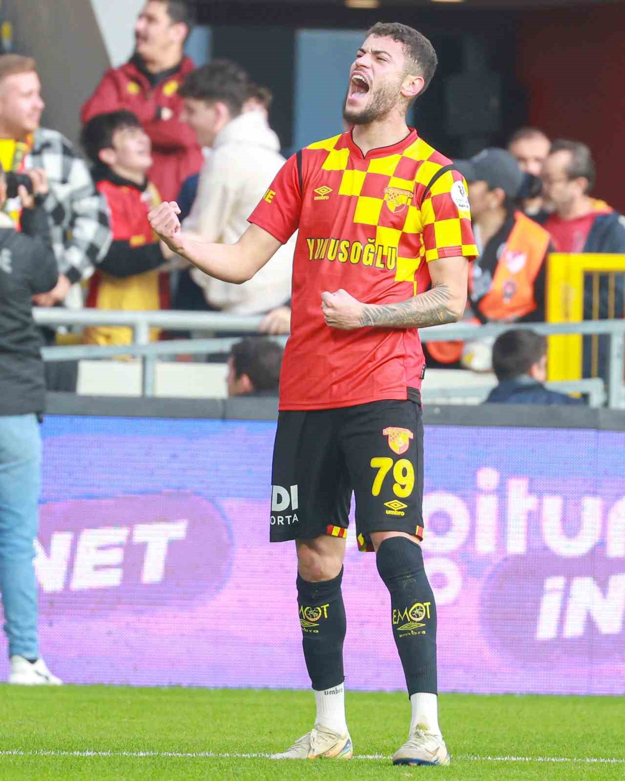 20241209aw346322 0.jpg