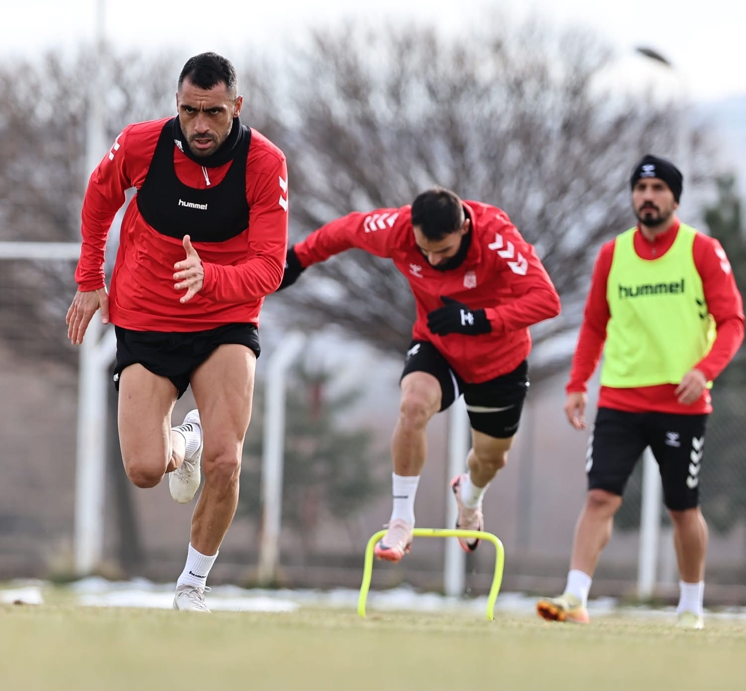 20241211aw348143 0.jpg