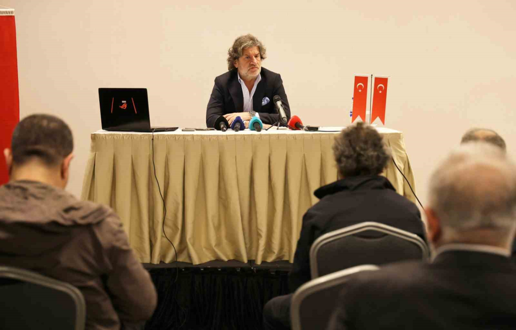 20241212aw348772 0.jpg