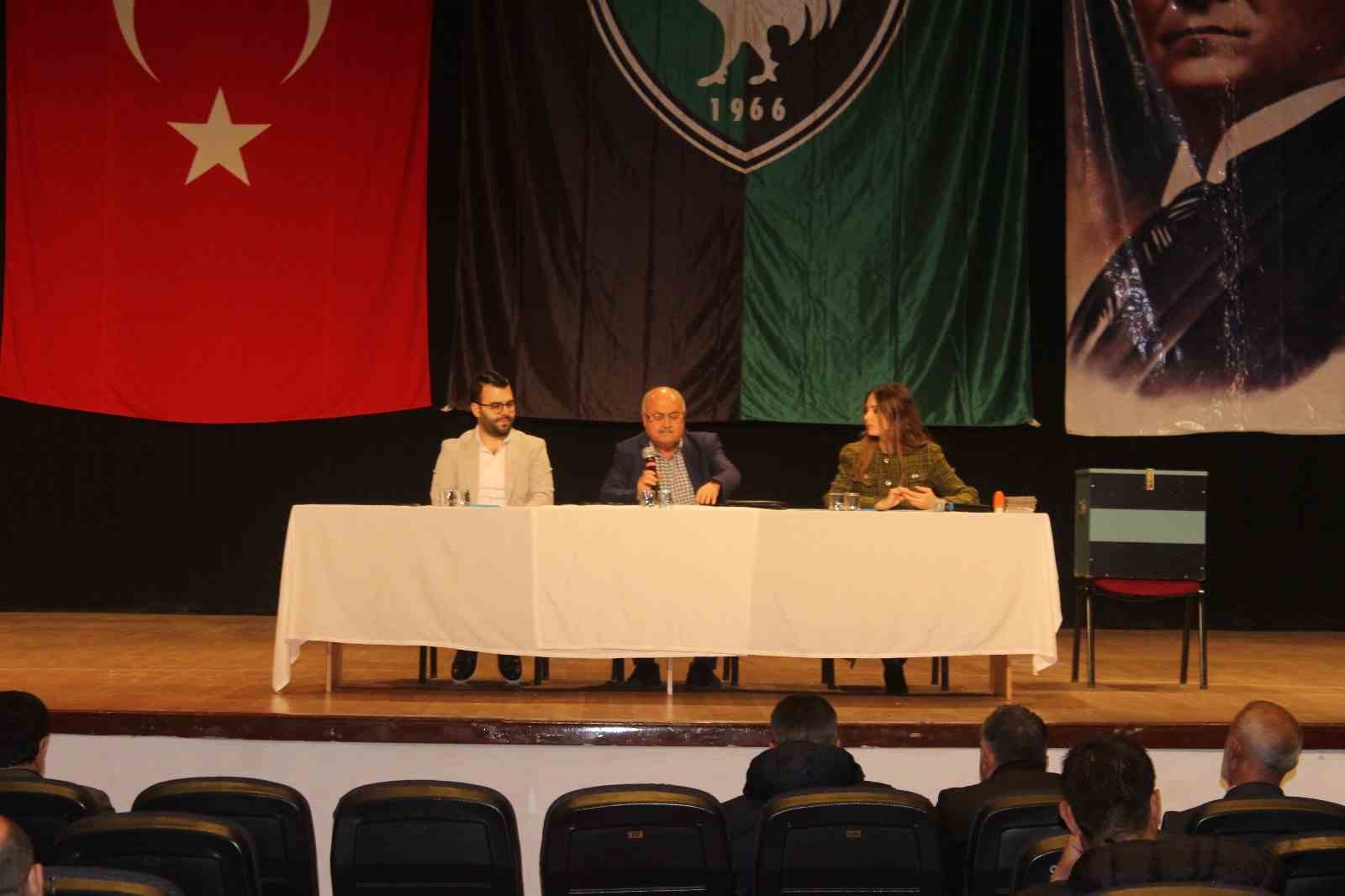 20241212aw349057 0.jpg